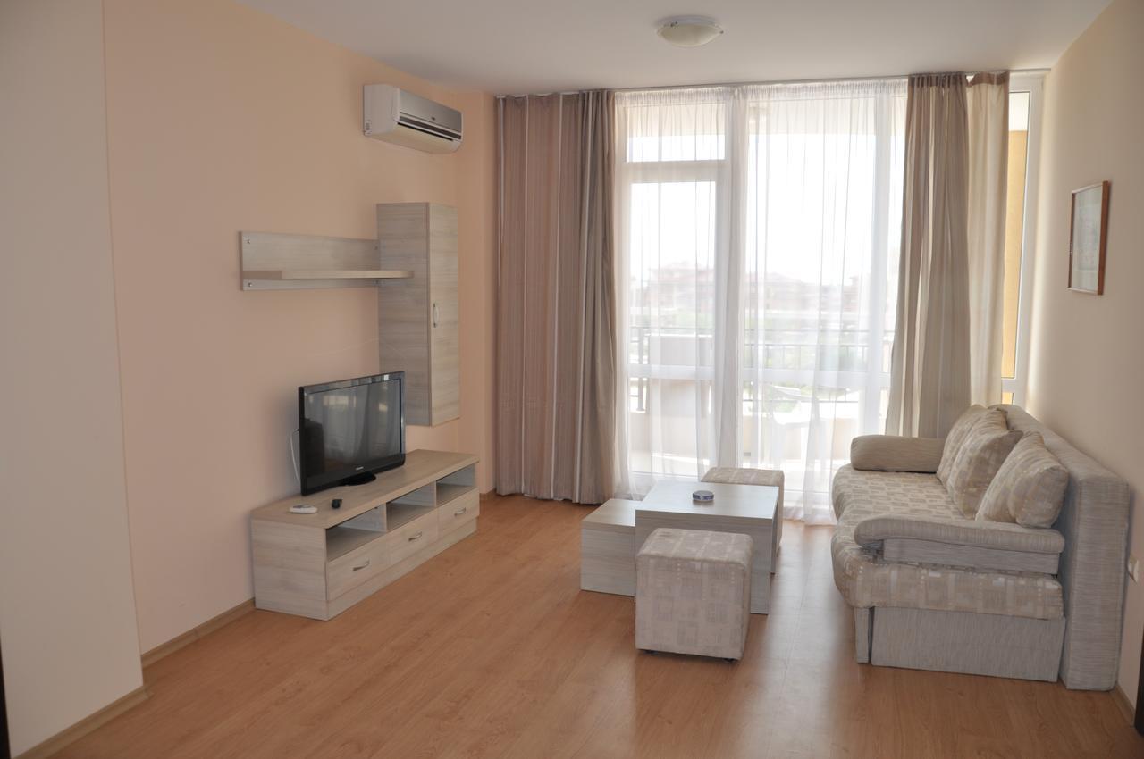 Luxor Apartments Pomorie Exterior foto